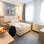 Bavaria Muenchner Hof Superior Hotel 3*