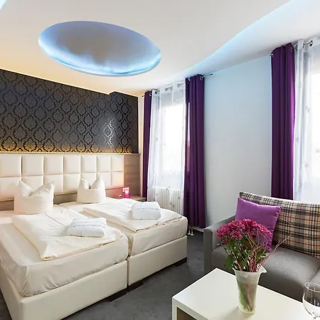 Otel Bavaria Muenchner Hof Superior 3*