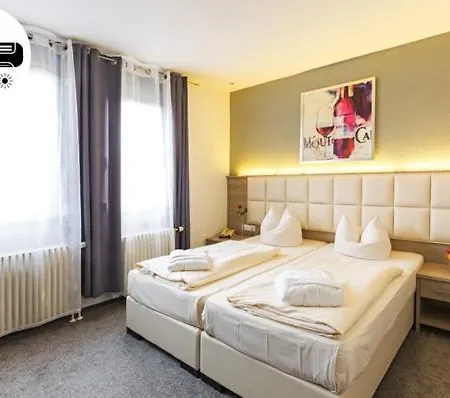 Bavaria Muenchner Hof Superior Hotel 3*