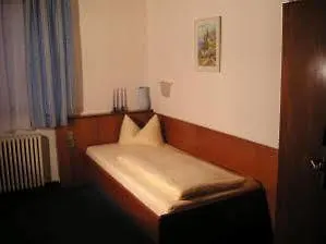 Bavaria Muenchner Hof Superior Hotel 3*