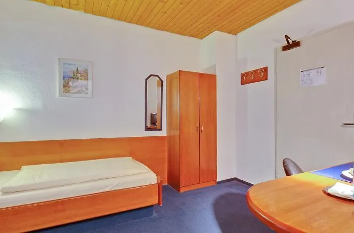 バヴァリア ミュンヘナー ホフ スーペリア シュトゥットガルト