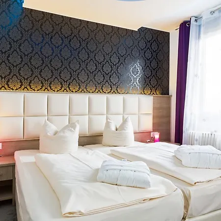 Bavaria Muenchner Hof Superior 3*