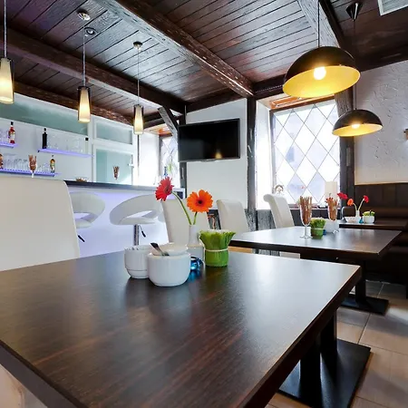 מלון Bavaria Muenchner Hof Superior 3*