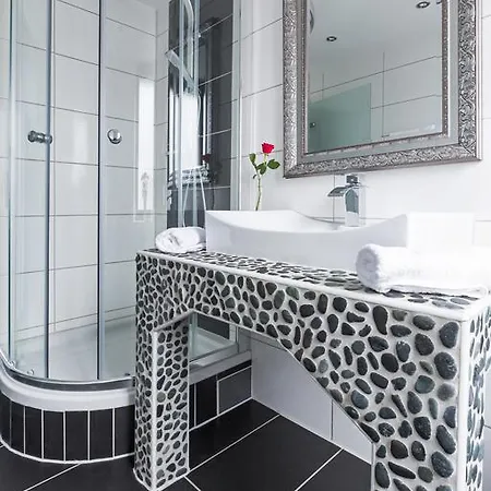 Bavaria Muenchner Hof Superior